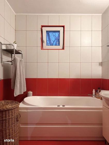 Apartament cu 3 camere decomandat în Dristor