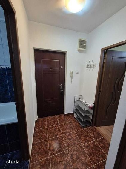 Garsonieră în Titan