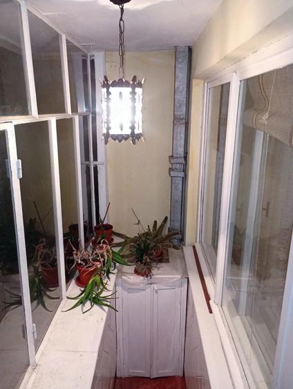 Apartament cu 2 camere semidecomandat în Tomis I