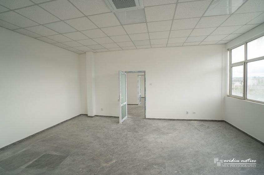 Spațiu industrial, de 1,260 mp, în Sud