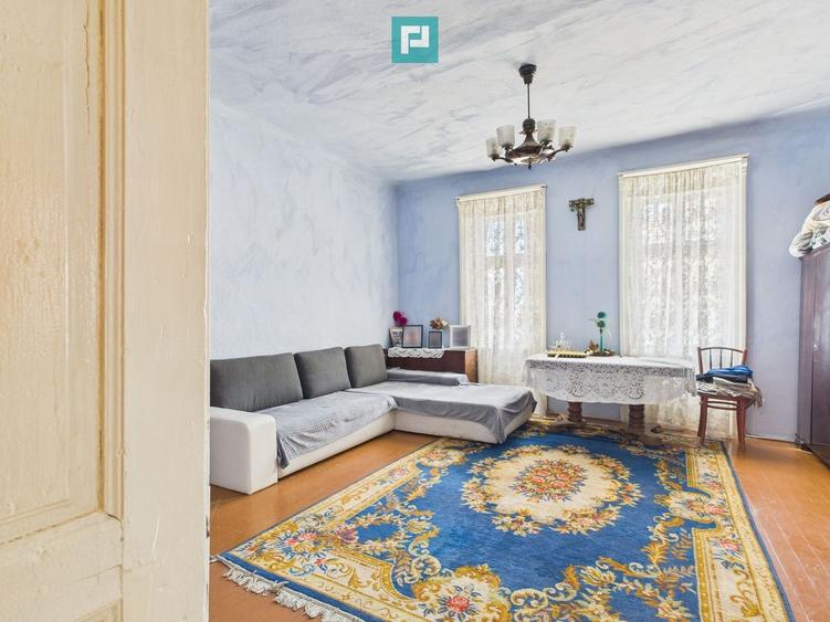 Casă individuală cu 4 camere cu Teren 5942 Mp în Gelu