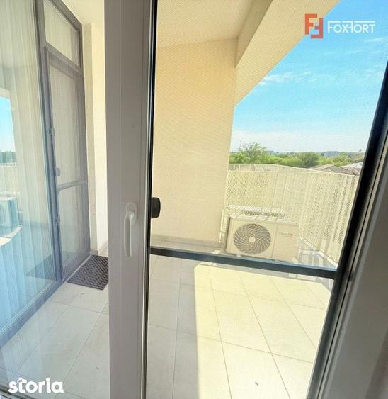 Apartament cu 2 camere semidecomandat, mobilat în Est