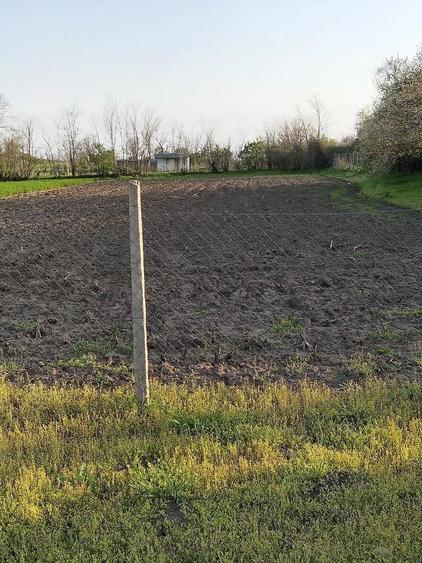 Teren de 2500 mp, în Scorțaru Vechi