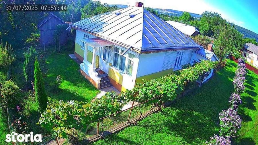 Casă cu 3 camere cu Teren 100 Mp în Central