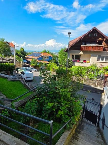 Apartament cu 2 camere decomandat, mobilat în Drumul Poienii