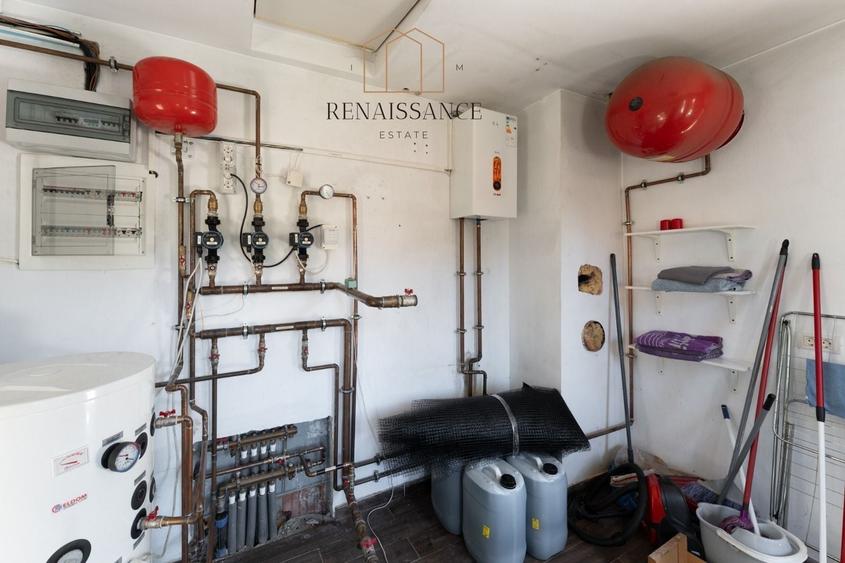 Casă cu 4 camere cu Canalizare în Poiana Mărului