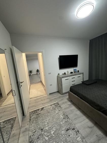 Apartament cu 2 camere semidecomandat în Giroc