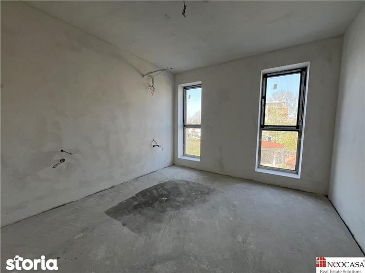 Apartament cu 5 camere în Central