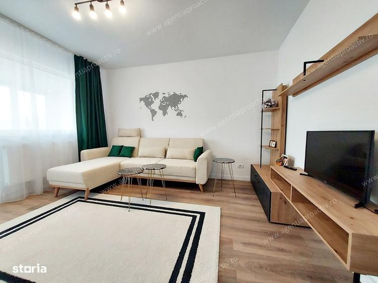 Apartament cu 4 camere decomandat în Central