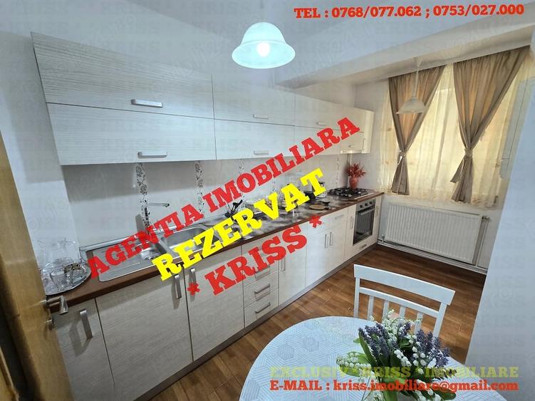 Apartament cu 2 camere decomandat în Craiovei