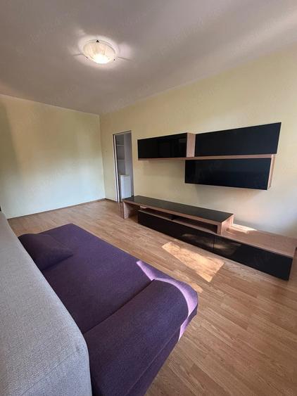 Apartament cu 2 camere semidecomandat în Ultracentral