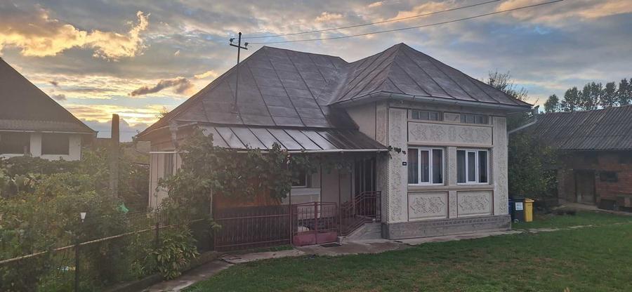 Casă cu 3 camere în Central