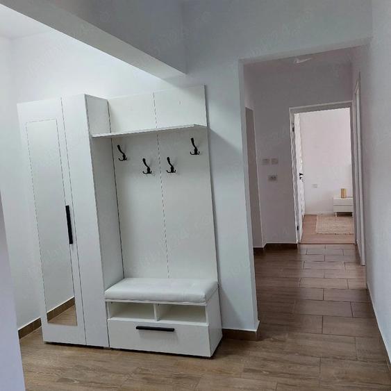 PROPRIETAR inchiriez central ap cu 3 camere decomm - 5