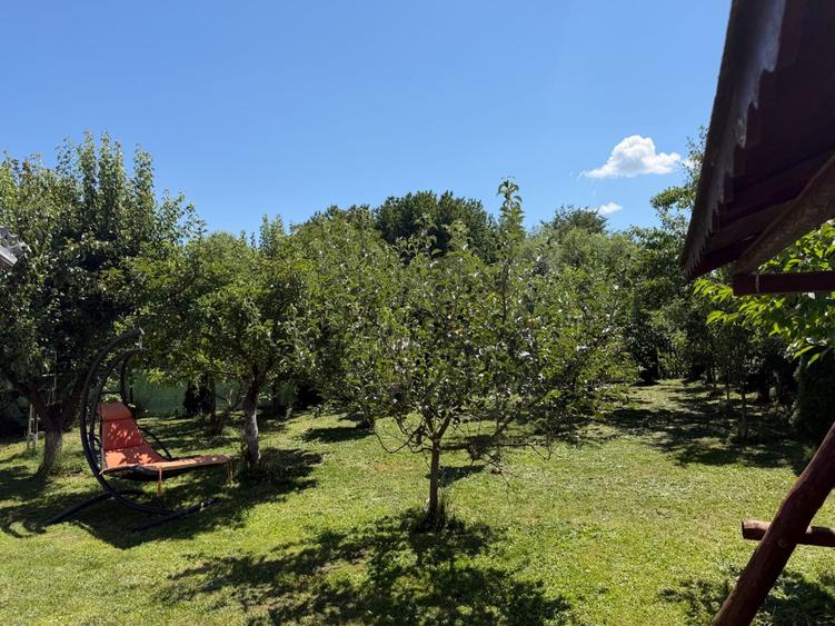 Casă cu 4 camere în Măriței