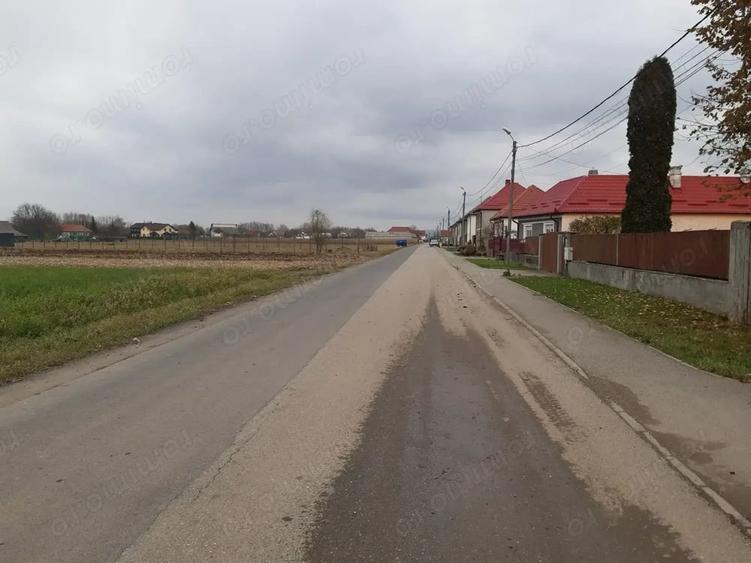 Teren de 2325 mp, în Central