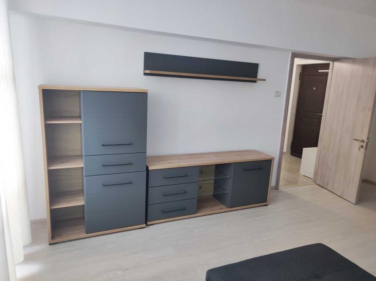 Apartament cu 2 camere decomandat în Iancului
