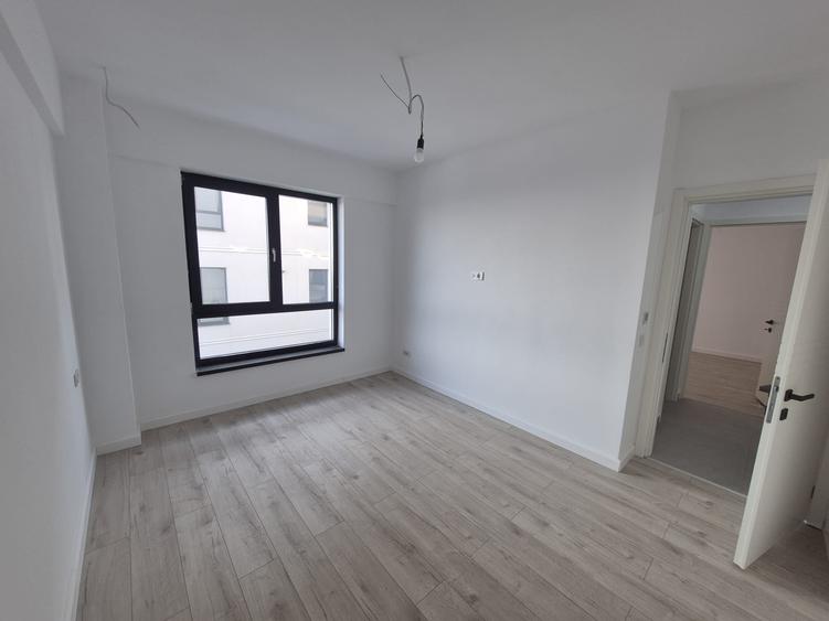 Apartament cu 3 camere decomandat în Galata