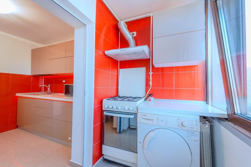 Apartament cu 3 camere decomandat, mobilat în Km 4-5