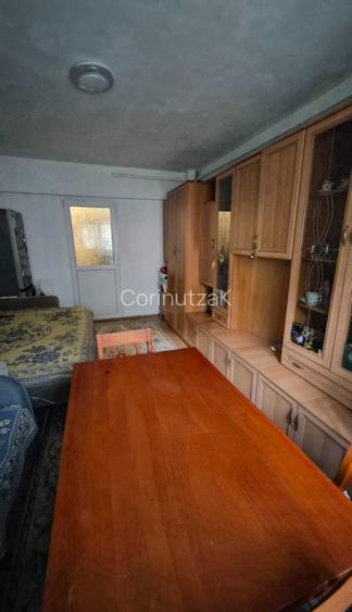 Vand Camera 24m2 Brasov