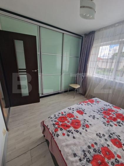 Apartament cu 3 camere decomandat, mobilat în Nord-Est
