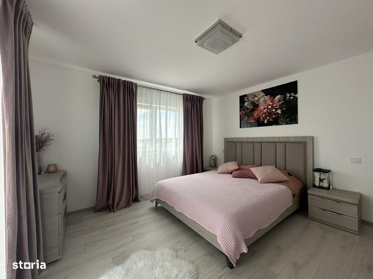 Casă cu 4 camere cu Teren 600 Mp în Strejnicu