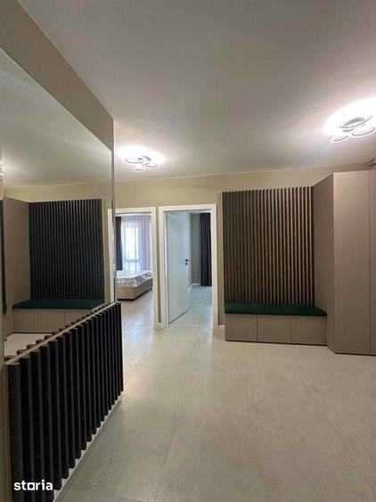 Apartament cu 3 camere în Micro 16