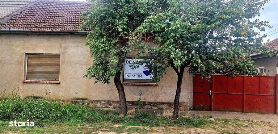 Casă cu 3 camere în Nădab