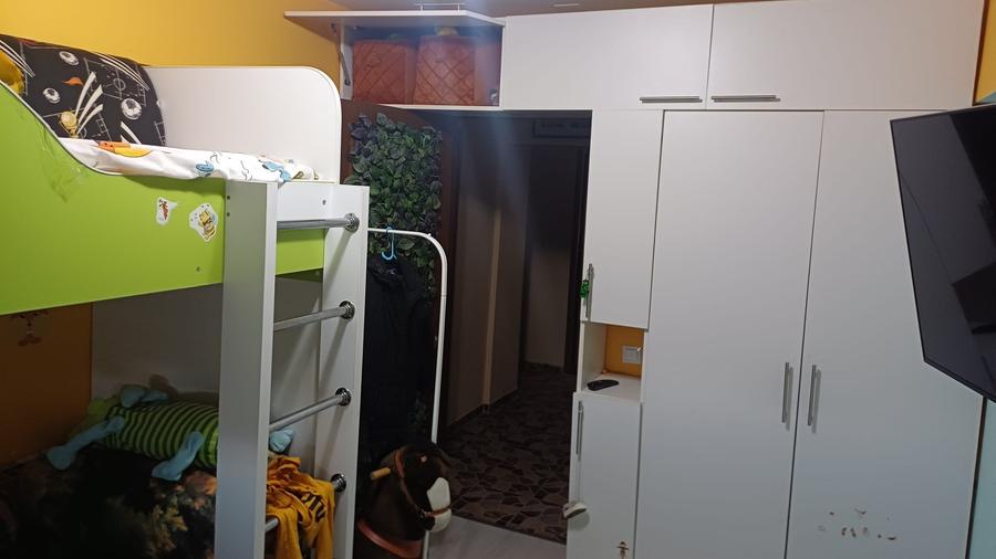 Apartament cu 3 camere, mobilat în Pantelimon