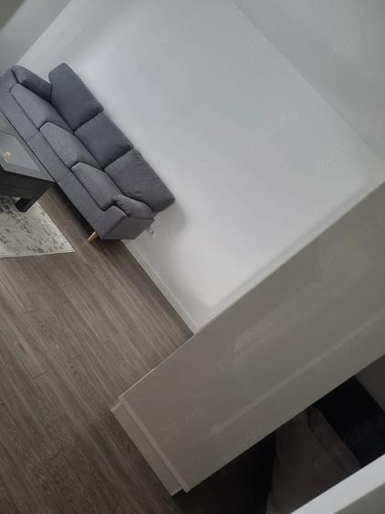 Garsonieră decomandată în Central
