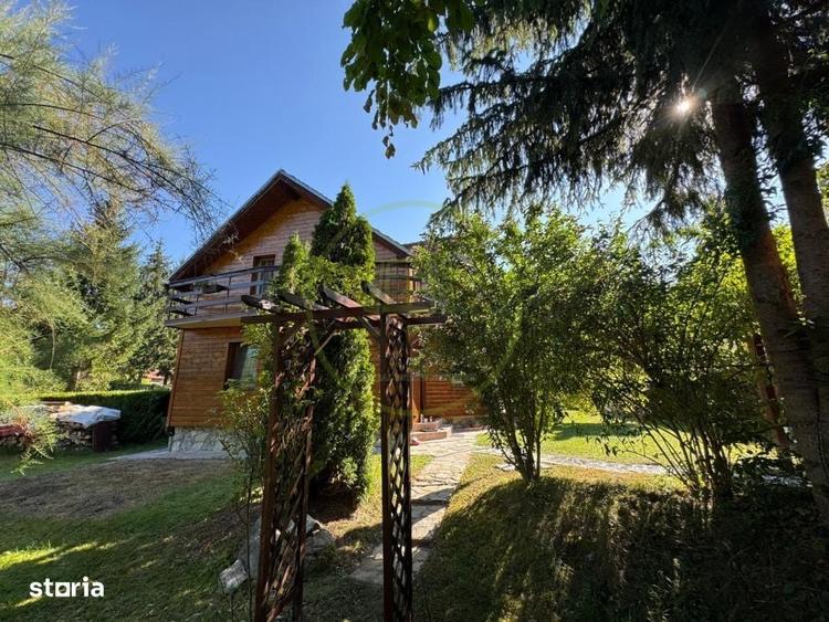 Casă cu 4 camere în Porumbacu de Sus