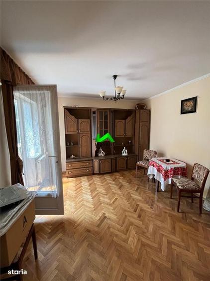 Casă cu 3 camere cu Teren 60 Mp în Lupeni