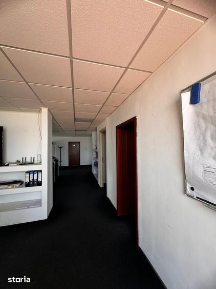 Casă cu 5 camere cu Teren 180 Mp în Tomis II