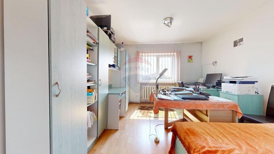 Apartament cu 3 camere de vânzare în zona Centrala, Fagaras - 12