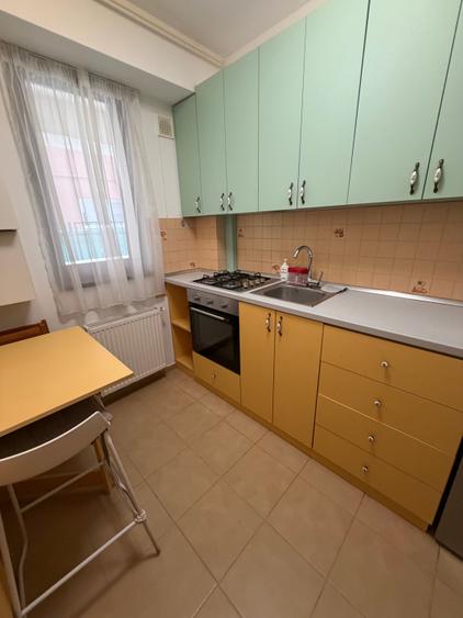 Apartament cu 2 camere decomandat în Tomis Plus