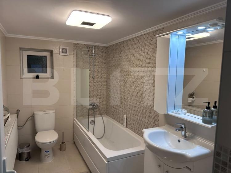 Casă individuală cu 5 camere cu Canalizare în Ultracentral