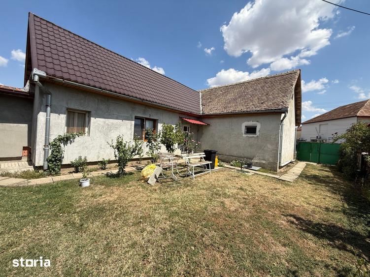 Casă cu 3 camere cu Teren 760 Mp în Jebel