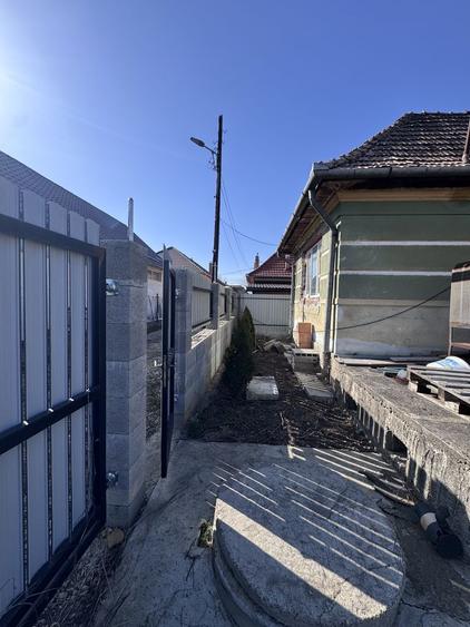 Casă cu 2 camere în Central