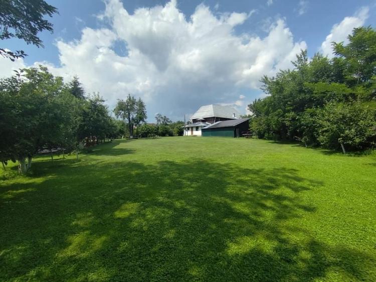 Hotel/Pensiune, de 450 mp, în Aluniș