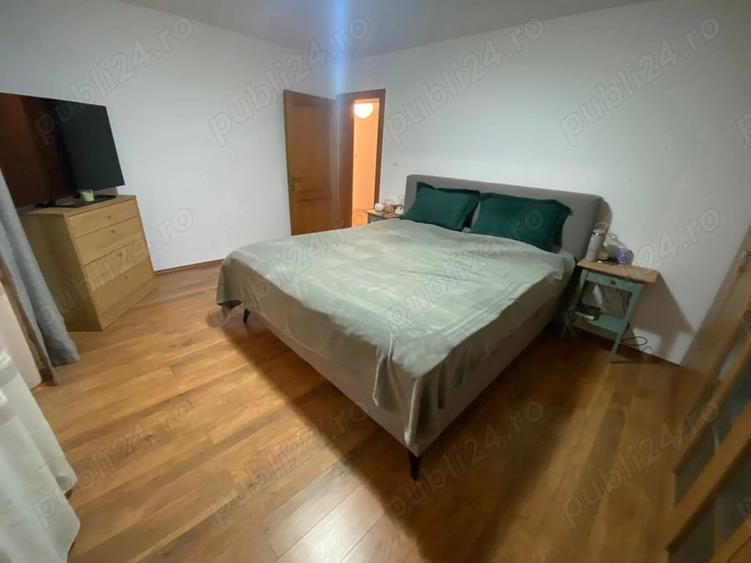 Apartament cu 3 camere decomandat în Moșnița Nouă