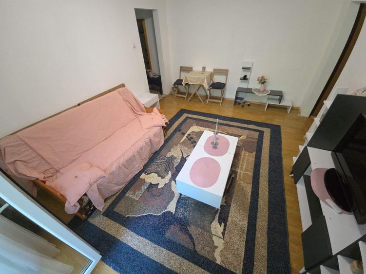 Apartament cu 4 camere semidecomandat în Mănăștur