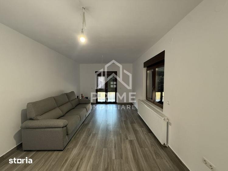 Casă cu 8 camere cu Teren 626 Mp în Central