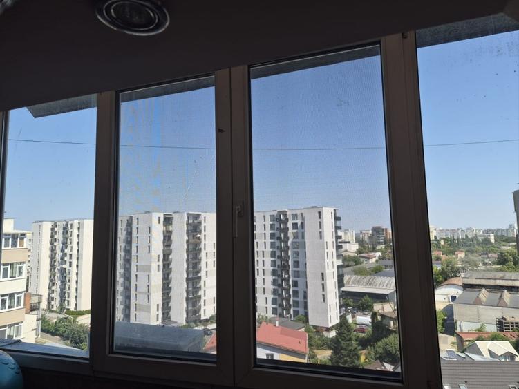 Apartament cu 4 camere decomandat, mobilat în Pantelimon
