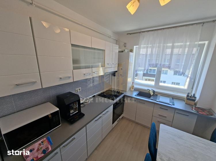 Apartament cu 2 camere decomandat în Sânpetru