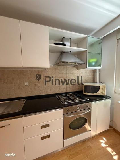 Apartament cu 3 camere în Drumul Taberei