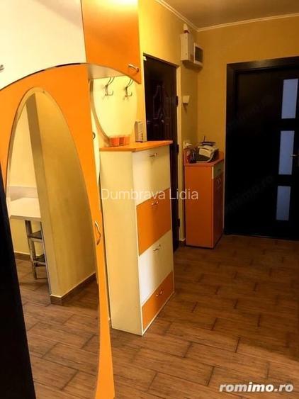 Garsoniera de inchiriat cu centrala proprie in zona Tei