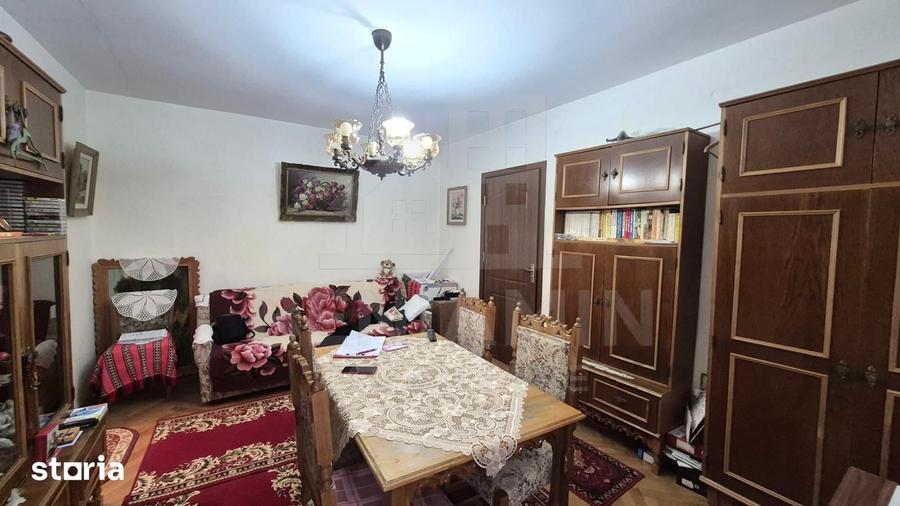 Apartament cu 3 camere semidecomandat, mobilat în George Enescu