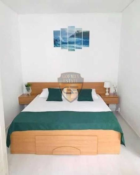 Apartament cu 3 camere semidecomandat, mobilat în Tomis Nord