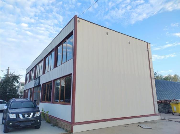 Spațiu industrial, de 1,500 mp, în Central