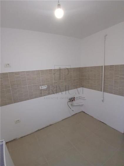 Apartament cu 2 camere decomandat în Dâmbovița