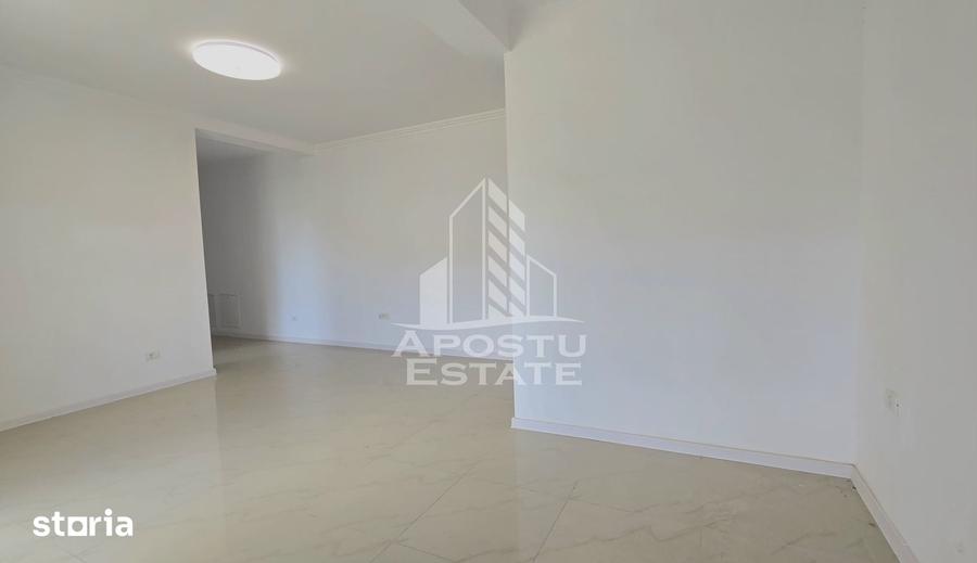 Apartament cu 3 camere în Torontalului — fotografia 1